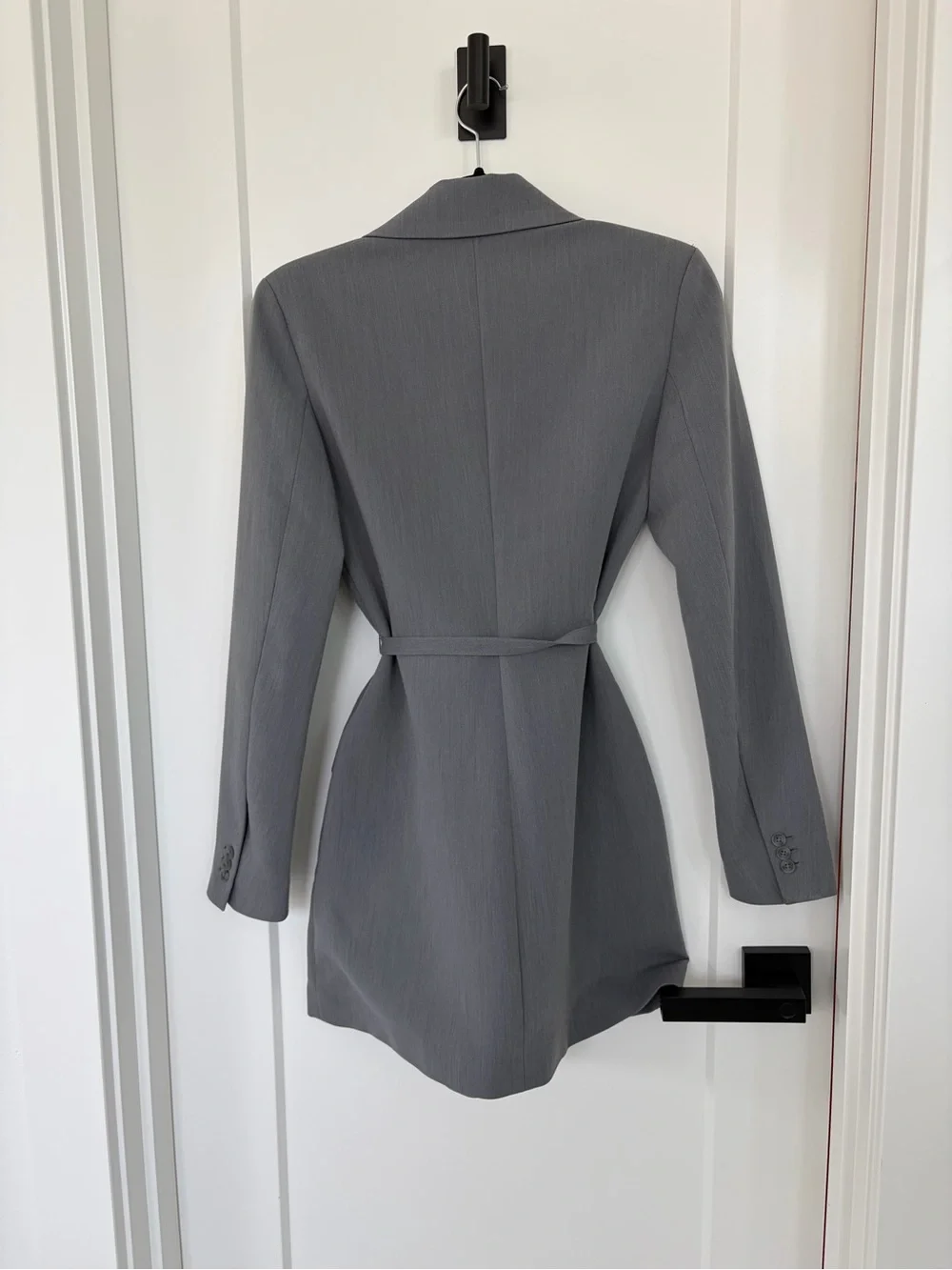 Abercrombie & Fitch Women's Light Gray Blazer Mini Dress with Tie Belt - Picture 3 of 3